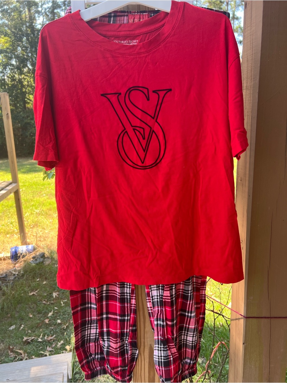 Women’s Victoria's Secret plaid Jogger Tee-Jama set size medium